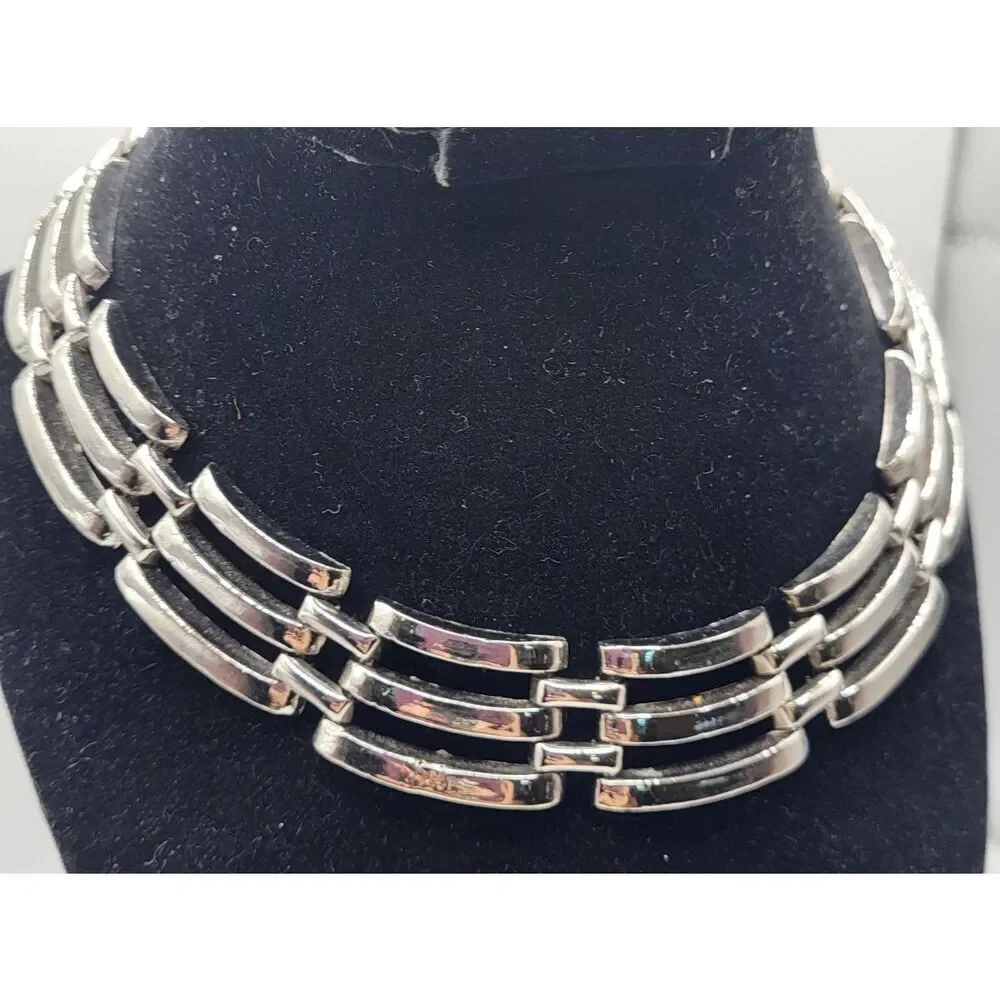 Mid Century Modern Choker Silver tone Retro Brutalist Lagenlook Artsy Vntg 15.5